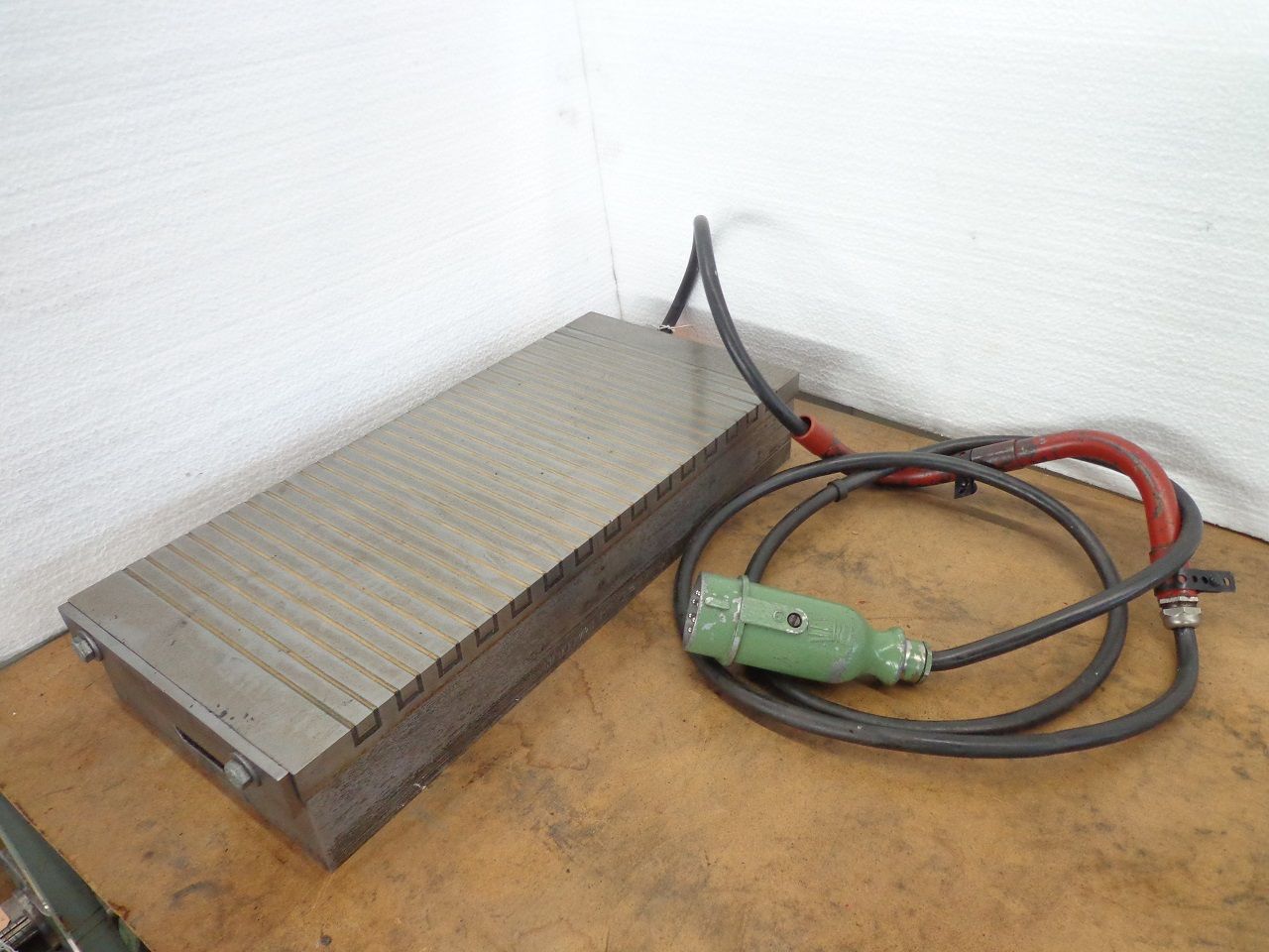 Spares & Accessories/MAGNETIC PLATE