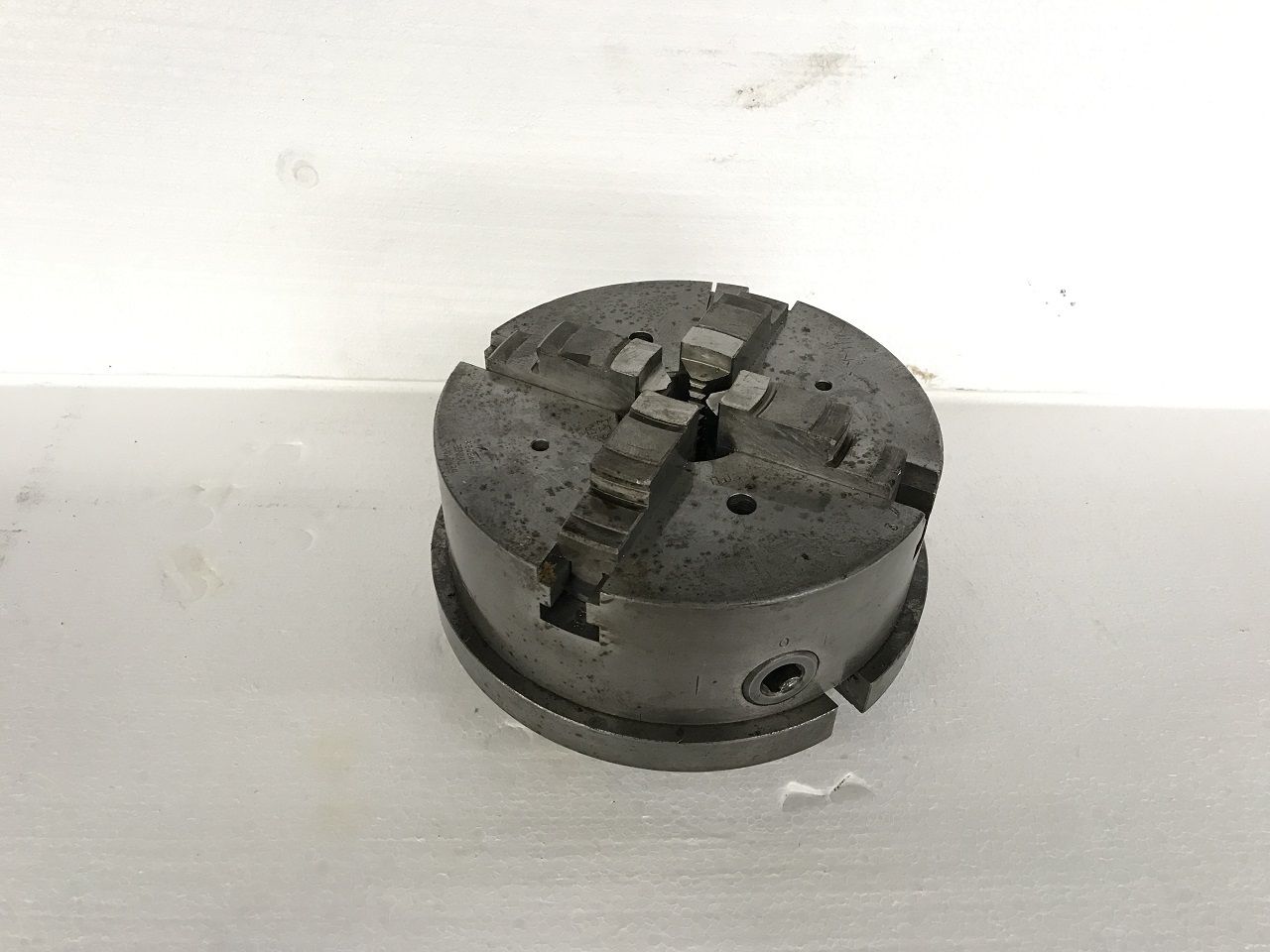 Spares & Accessories/4-BIT CHUCK TYPE 190 MM