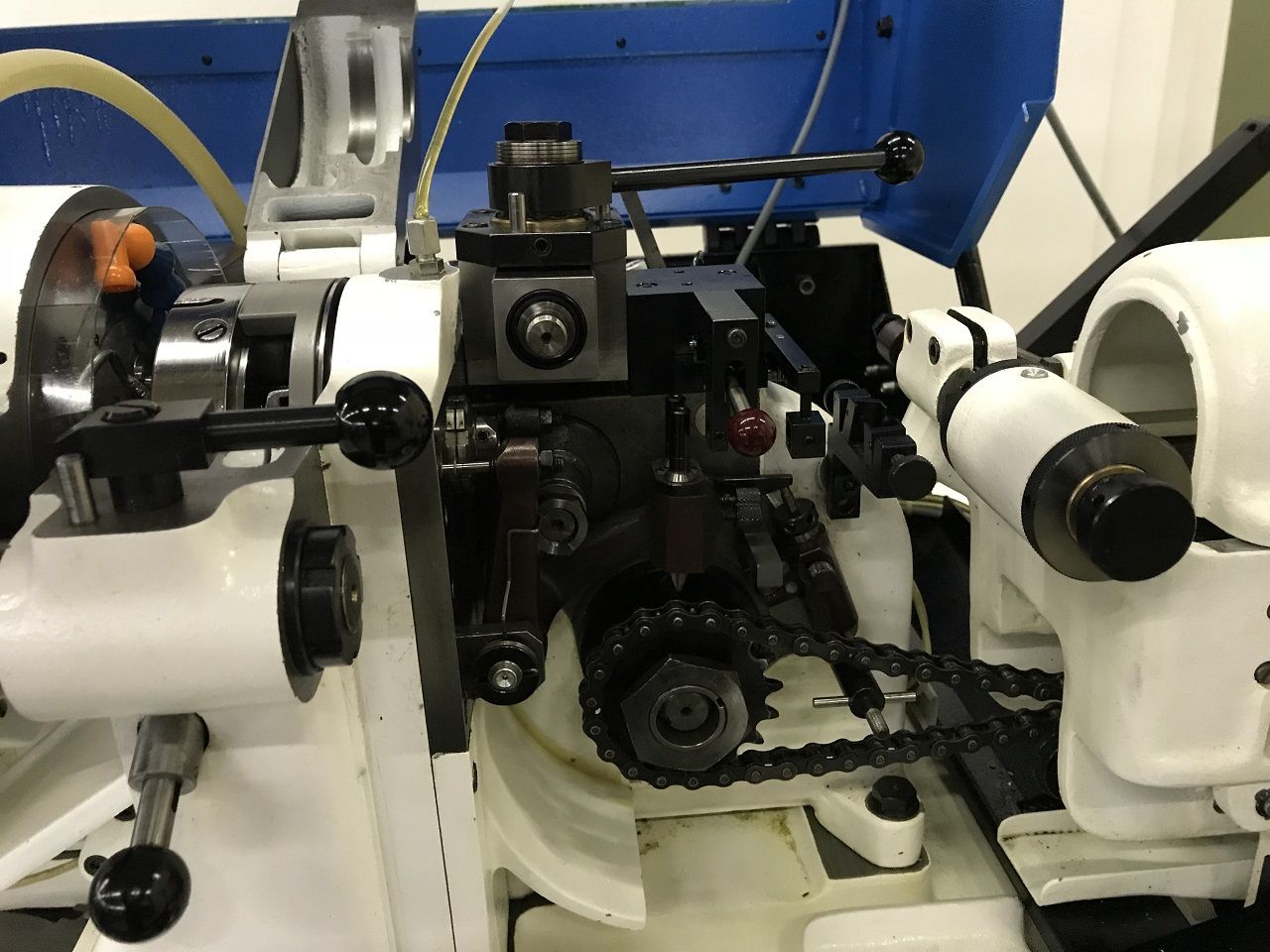 Lathes (CNC and Manual)/AUTOMATIC TURNING LATHE ESCO-VENTURA TYPE D4-FLEXCAM V4