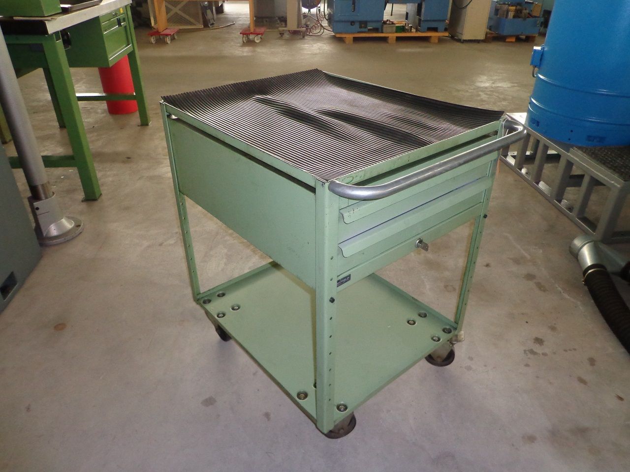 Spares & Accessories/METALLIC CABINET WITH 2 DRAWERS