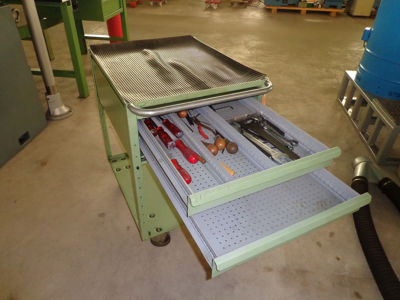 Spares & Accessories/METALLIC CABINET WITH 2 DRAWERS