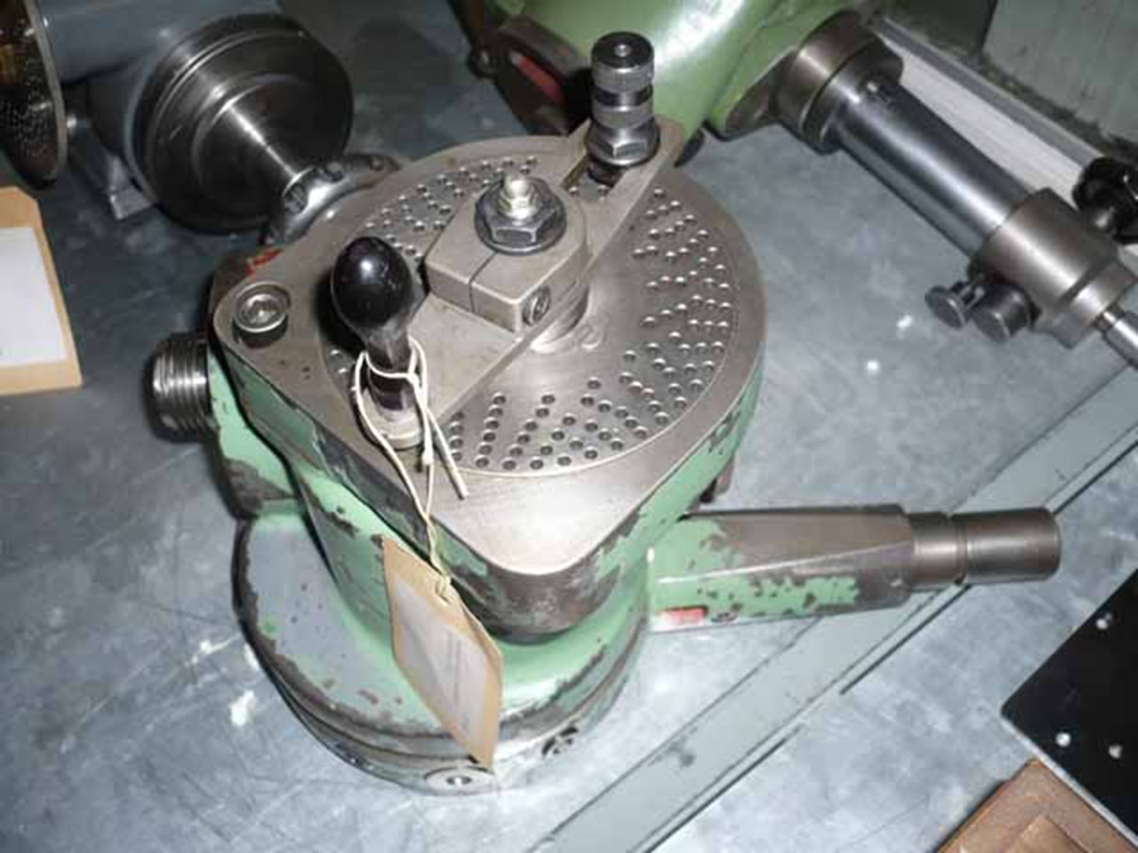 Spares & Accessories/UNIVERSAL DIVIDING HEAD SCHAUBLIN TYPE 13/W20