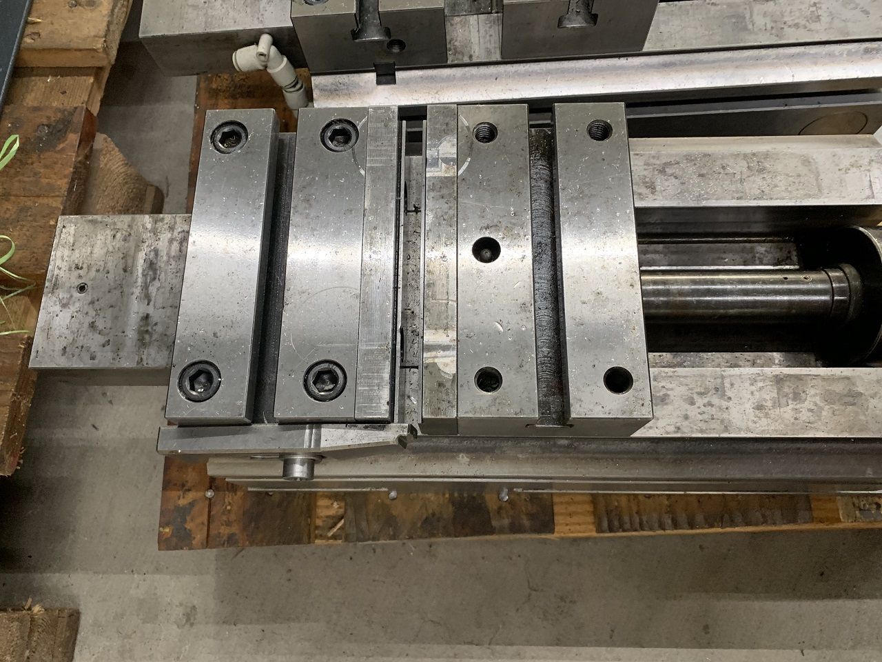Spares & Accessories/POWER VICE GRESSEL TYPE GREFORS 125