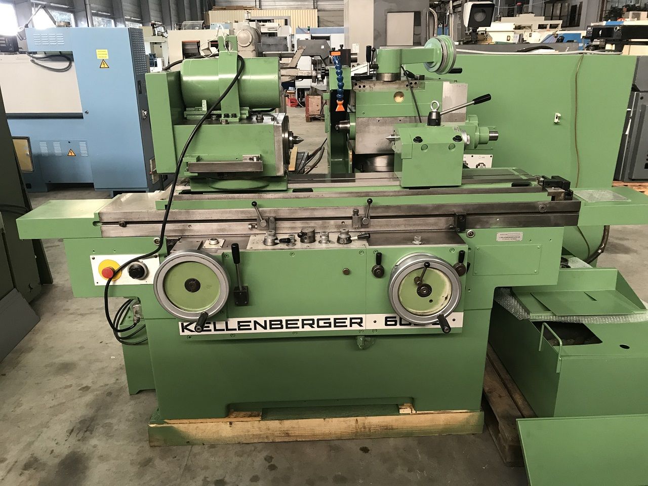 Cylindrical Grinders/CYLINDRICAL GRINDING MACHINE