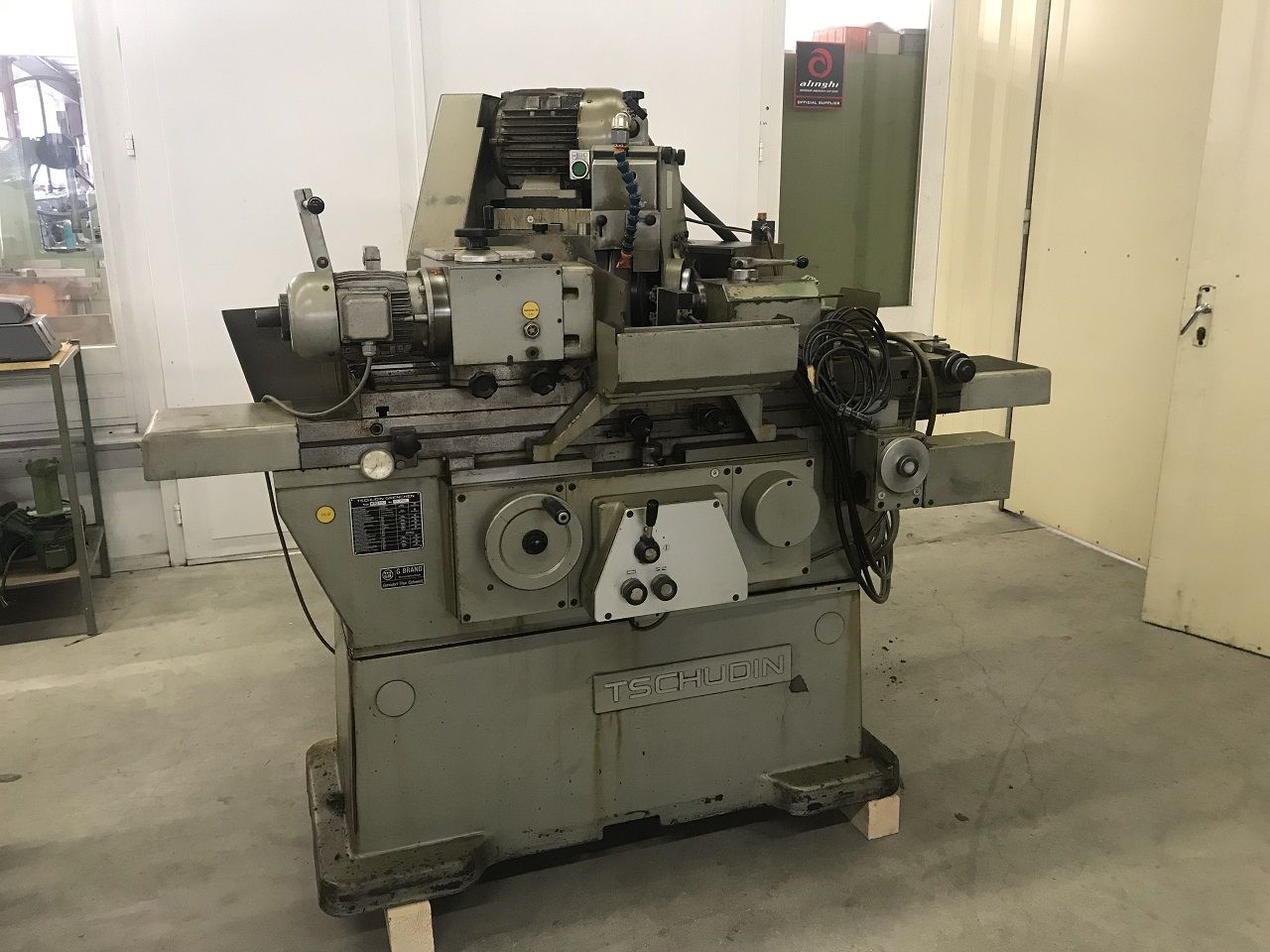 Cylindrical Grinders/CYLINDRICAL GRINDING MACHINE TSCHUDIN HTG-442