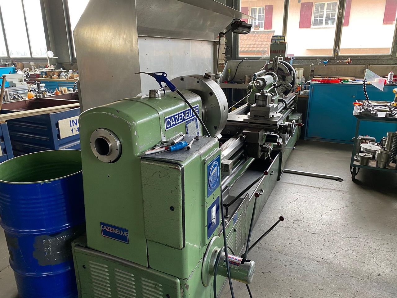 Lathes (CNC and Manual)/LEADSCREW LATHE CAZENEUVE TYPE HB-725