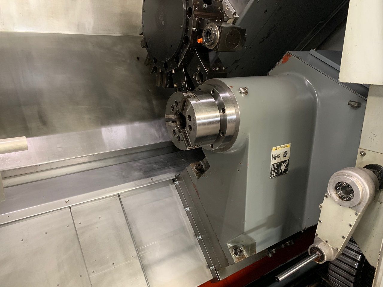 Centre Lathes/TURNING CENTER HYUNDAI TYPE SKT 250 SY