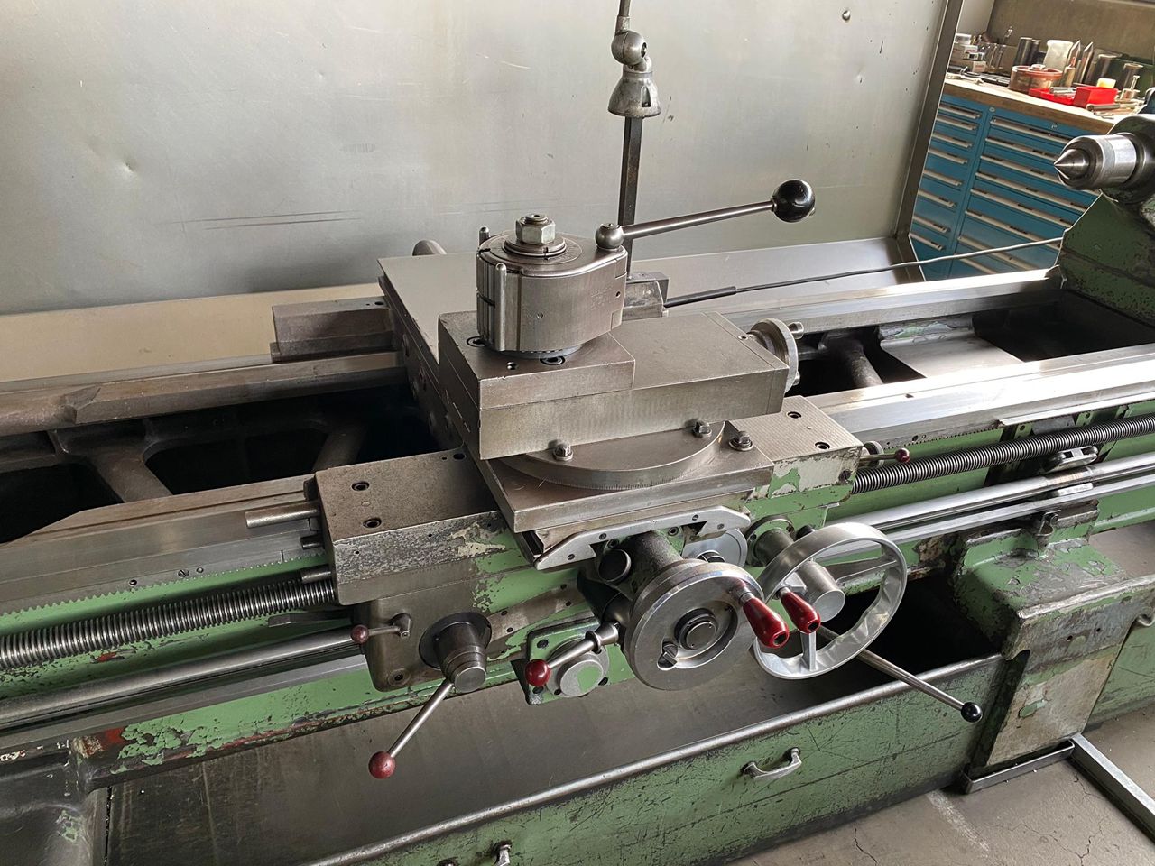 Lathes (CNC and Manual)/LEADSCREW LATHE CAZENEUVE TYPE HB-725
