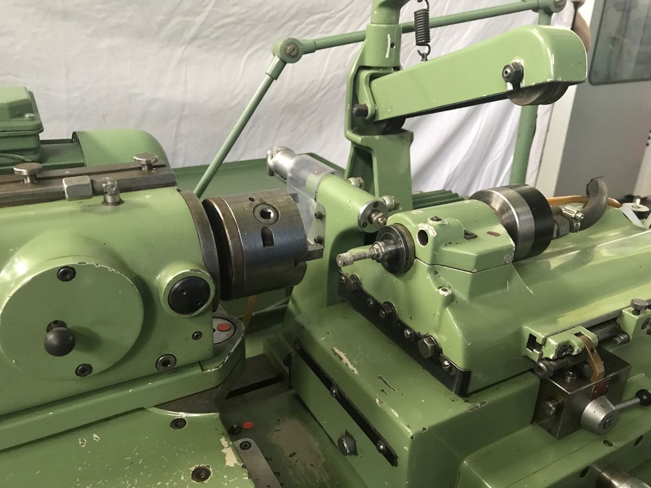 Cylindrical Grinders/CYLINDRICAL GRINDING MACHINE TRIPET TYPE MUR 100