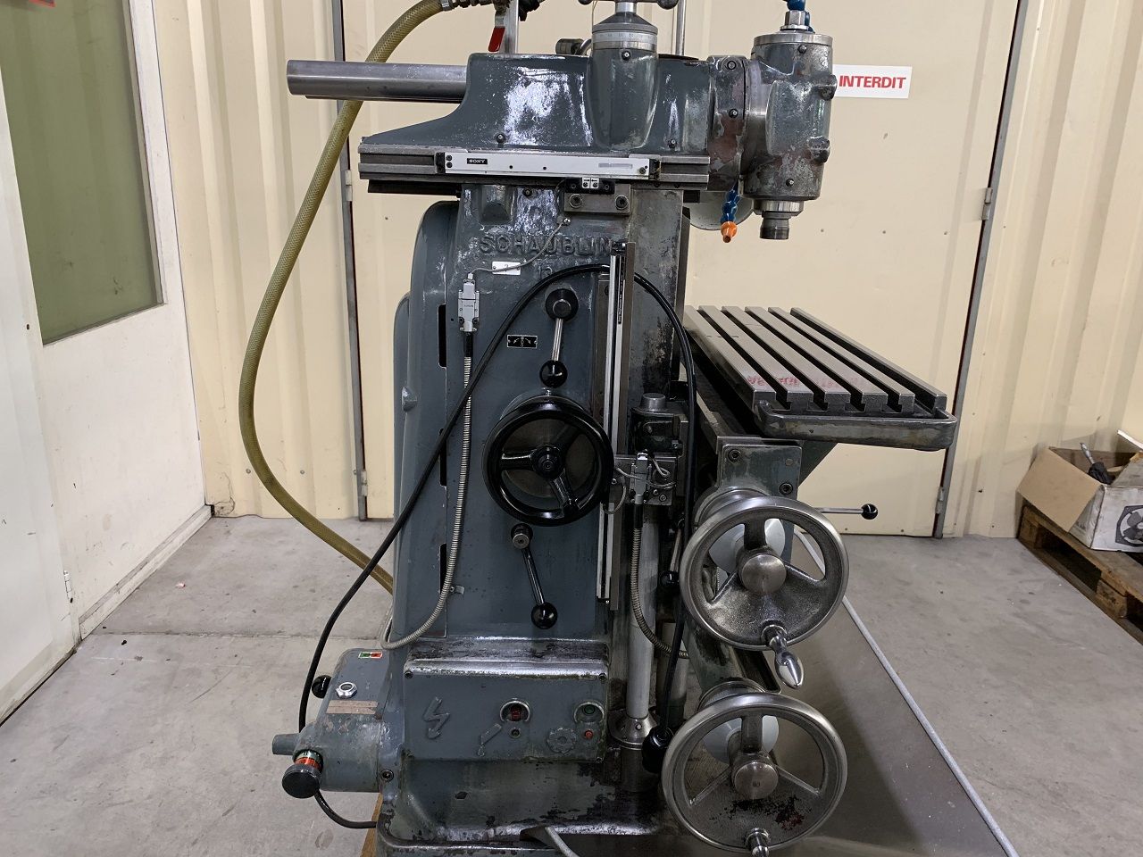 Milling/UNIVERSAL MILLING MACHINE SCHAUBLIN TYPE 13