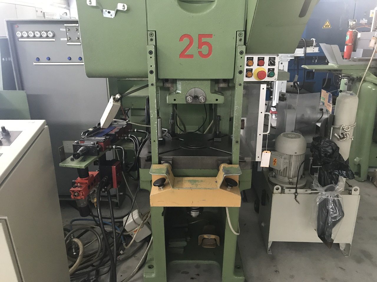 Presses (General)/PRESS BEUTLER TYPE PDH-25
