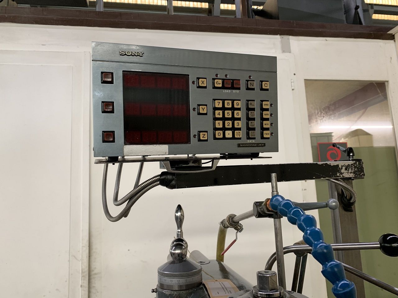 Milling/UNIVERSAL MILLING MACHINE SCHAUBLIN TYPE 13