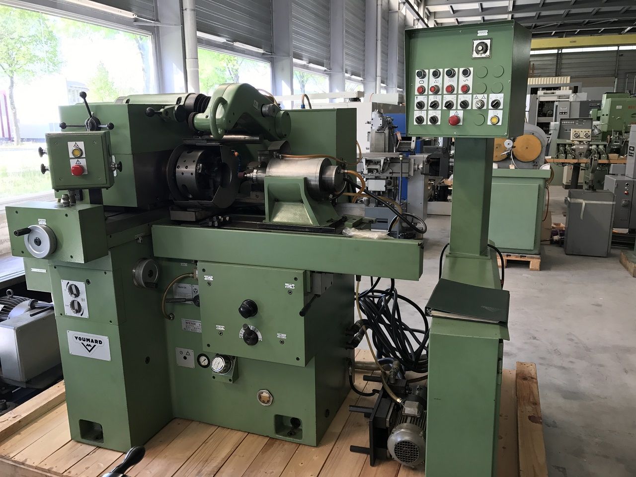 Internal Grinders/INTERNAL GRINDING MACHINE VOUMARD TYPE 3A