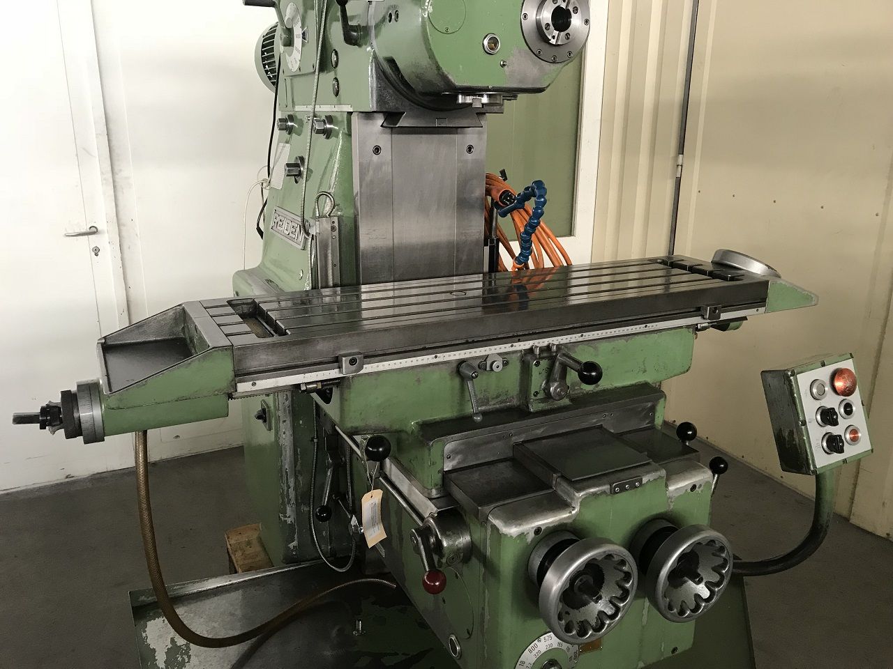 Milling/CNC TOOLS MILLING MACHINE REIDEN TYPE FU-100A