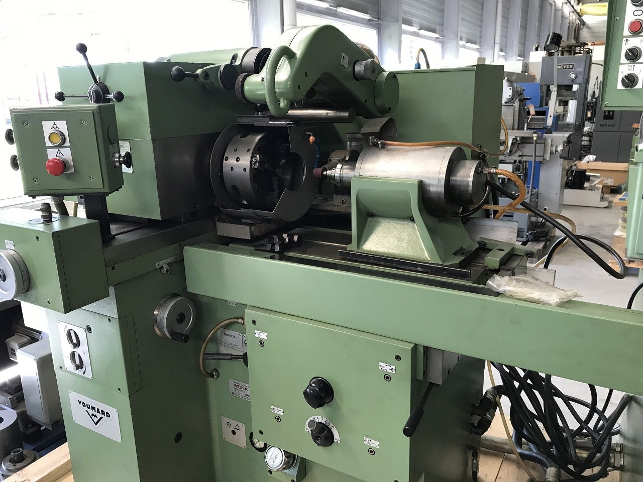 Internal Grinders/INTERNAL GRINDING MACHINE VOUMARD TYPE 3A