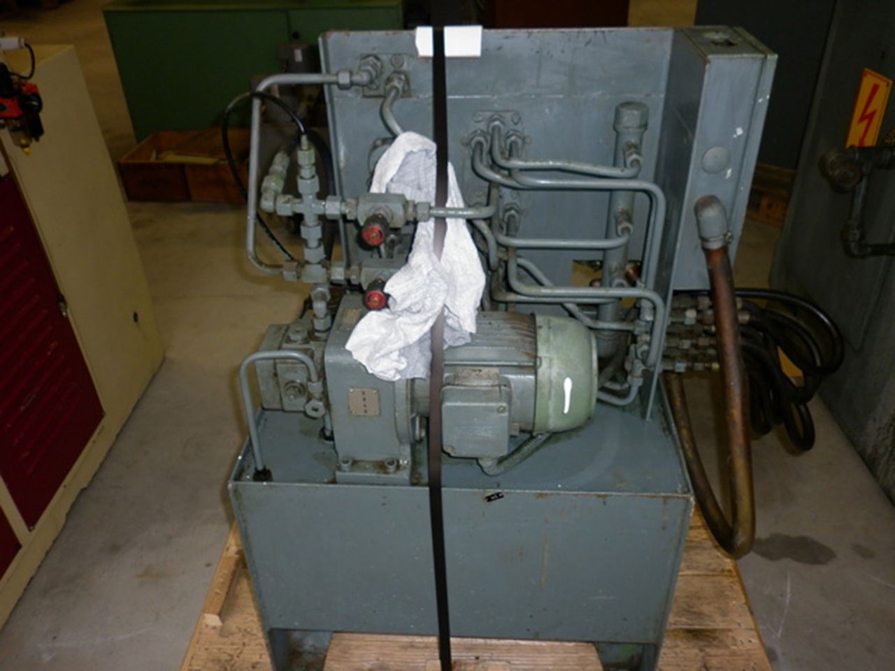 Surface Grinders/DOUBLE SURFACE GRINDING DISKUS DDS 457 R