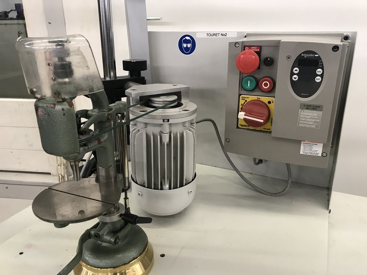 Drilling (General)/DRILLING MACHINE SALLAZ TYPE B-21