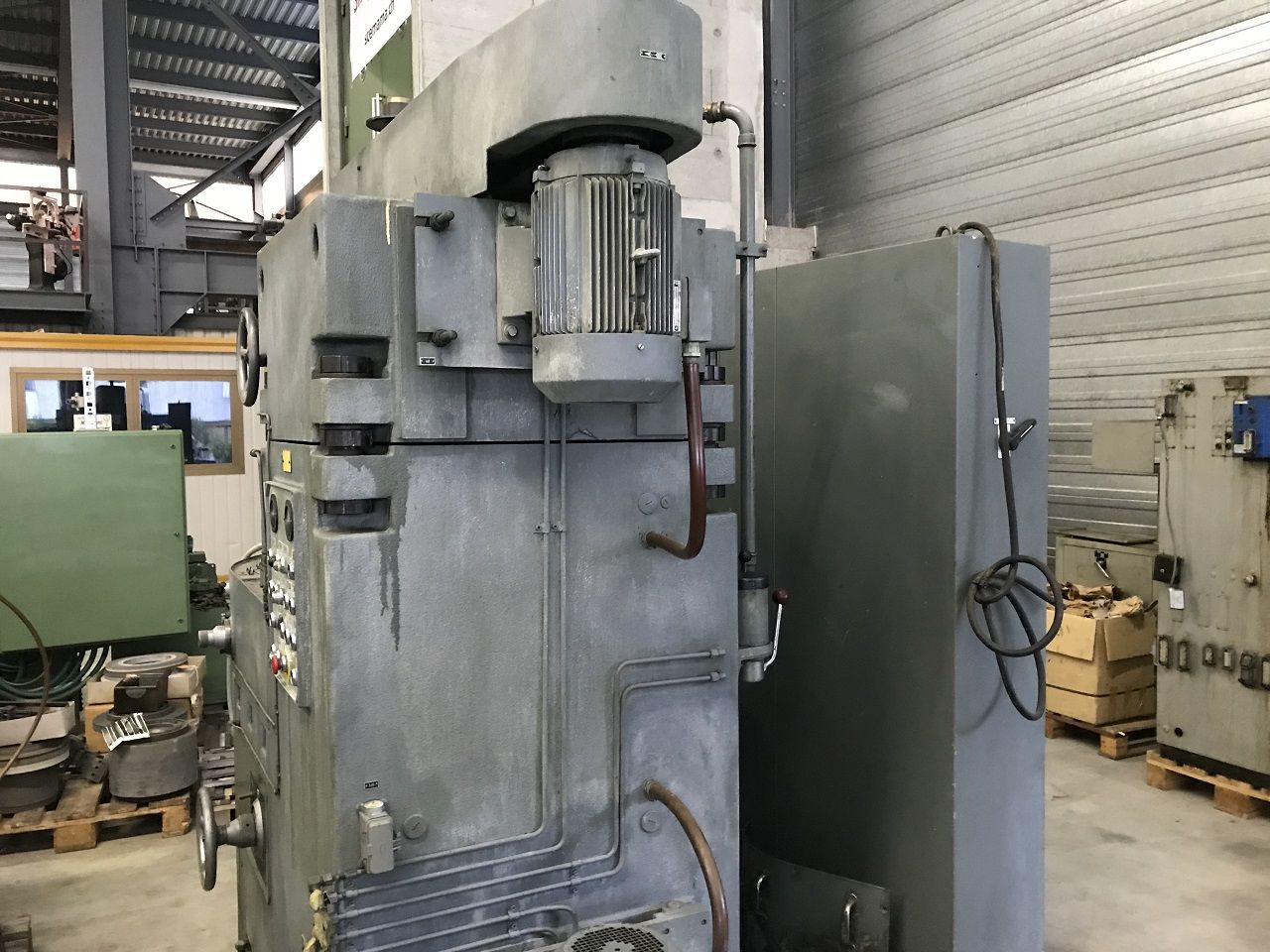 Surface Grinders/DOUBLE SURFACE GRINDING DISKUS DDS 457 R