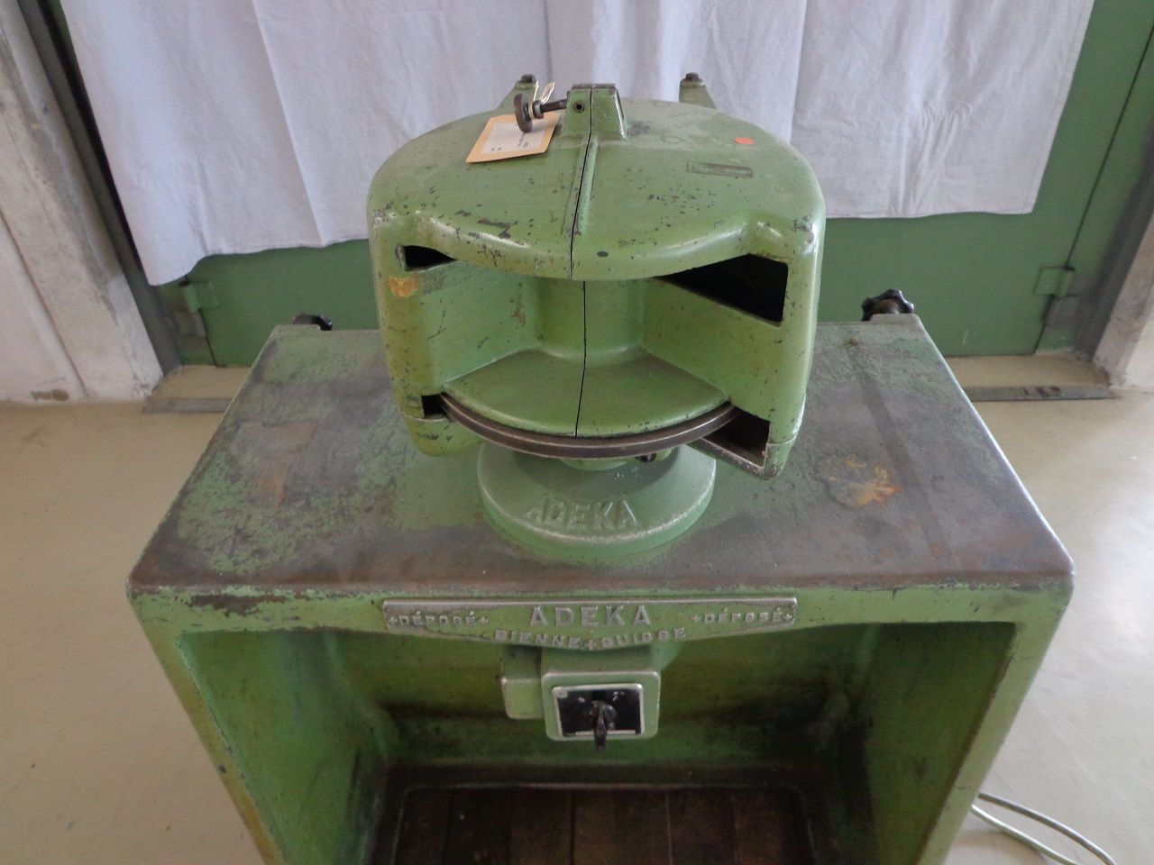 Horizontal Lapping/HORIZONTAL LAPPING MACHINE ADEKA TYPE 371