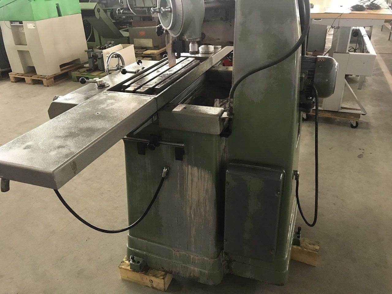 Surface Grinders/SURFACE GRINDING MACHINE JAKOBSEN TYPE SJ12