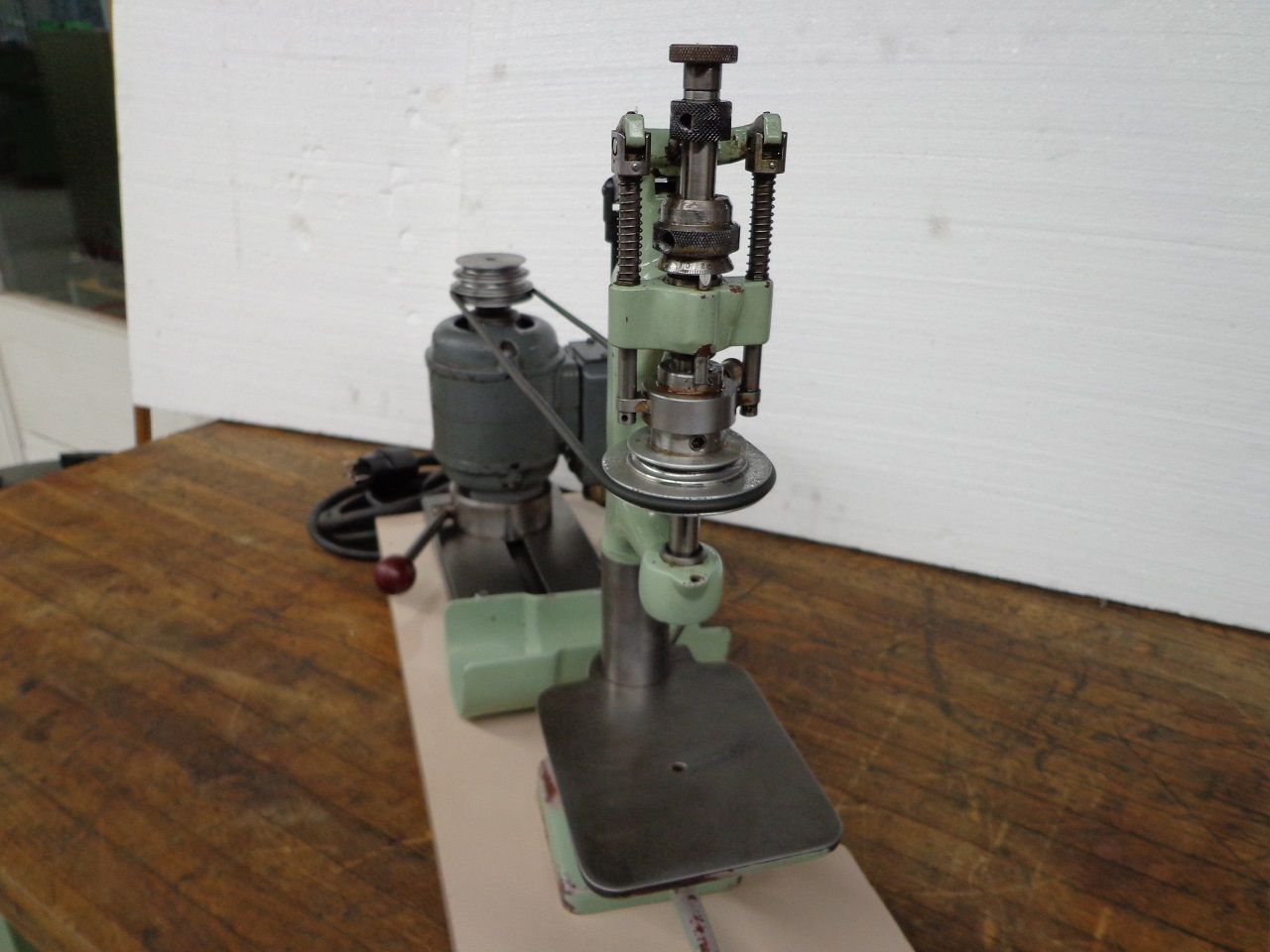 Drilling (General)/DRILLING MACHINE BLOESCH TYP II-A