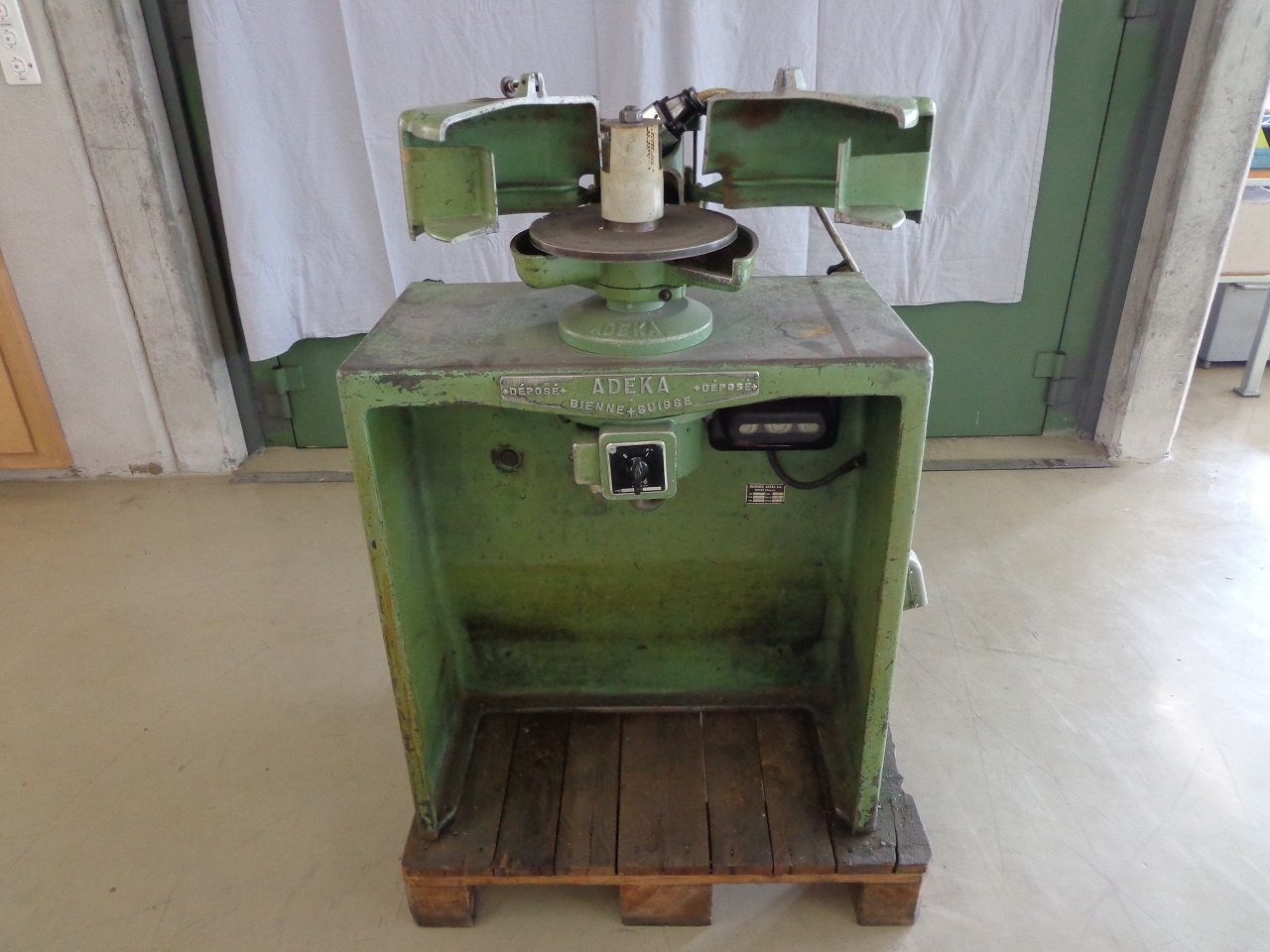 Horizontal Lapping/HORIZONTAL LAPPING MACHINE ADEKA TYPE 371