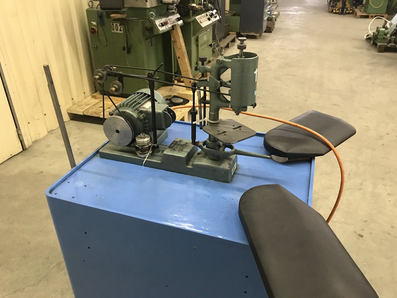 Drilling (General)/DRILLING MACHINE BLOESCH TYPE I