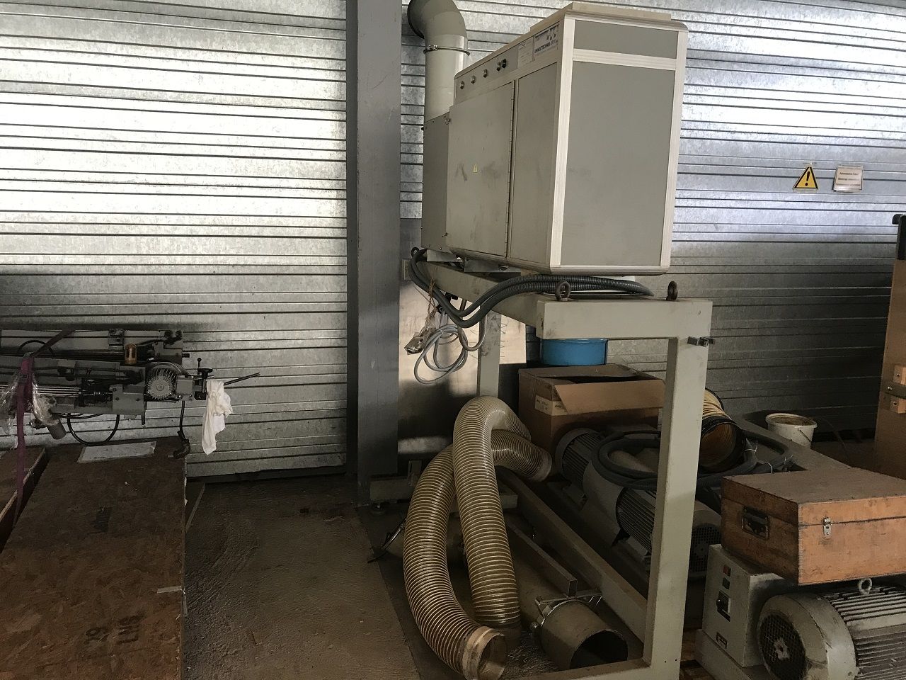 Miscellaneous/SUCTION DEVICE IPTC TYPE D-25/4M