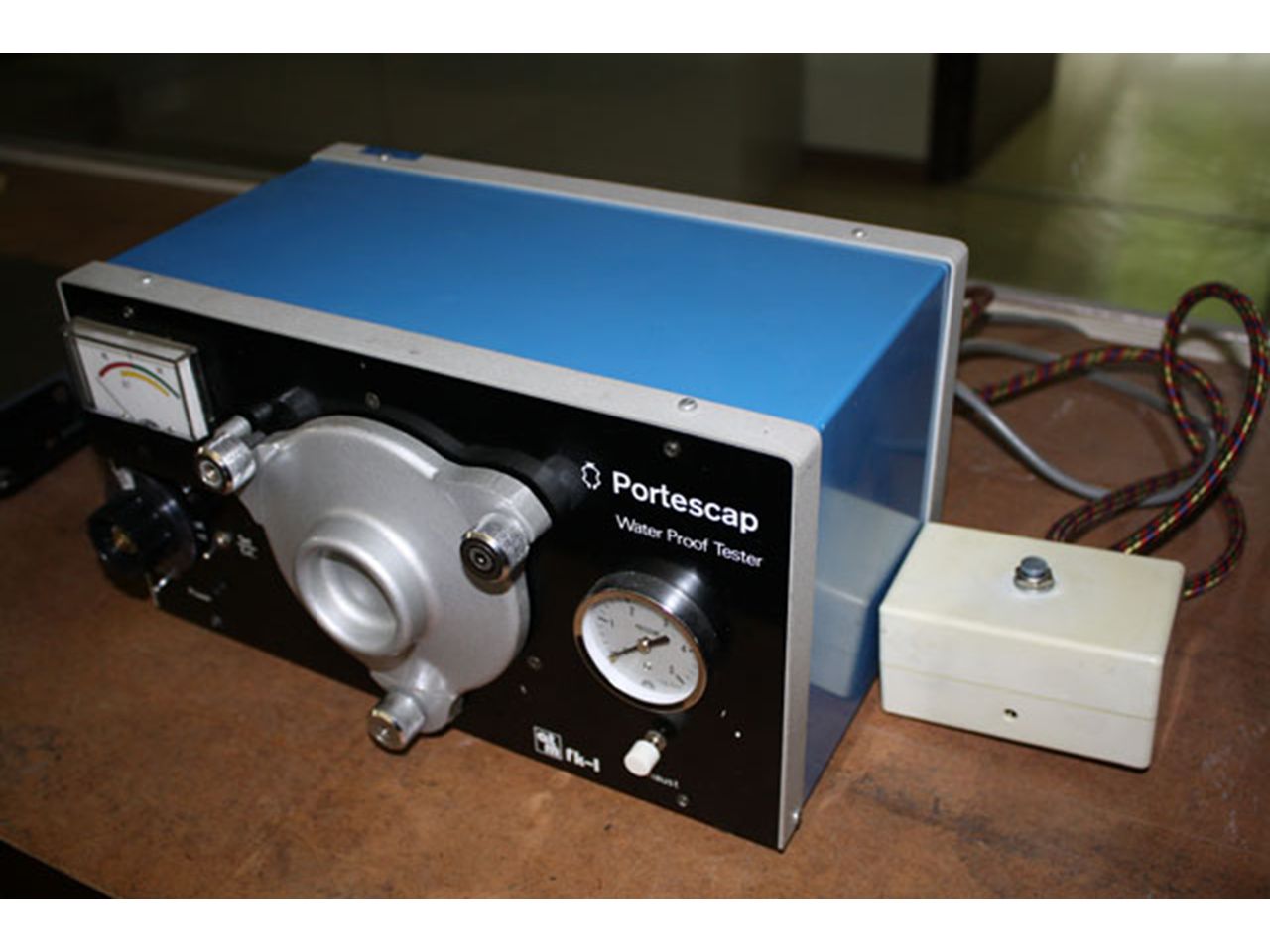 Miscellaneous/WATER-THIGHTNESS TESTER PORTESCAP ATM FK1