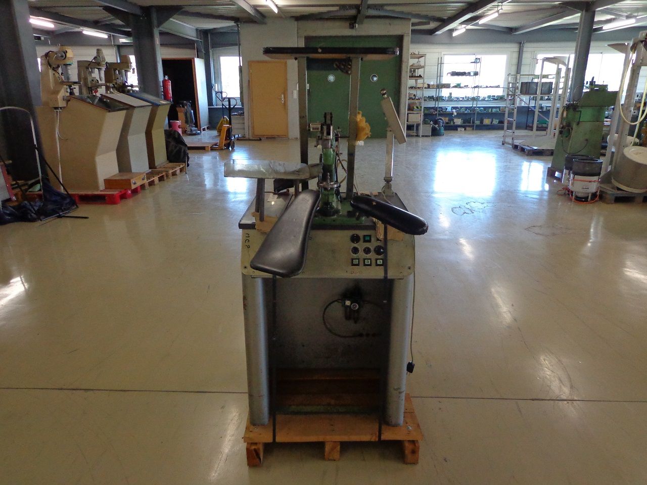 Presses (General)/DRIVING PRESS WALTHER TYPE 204