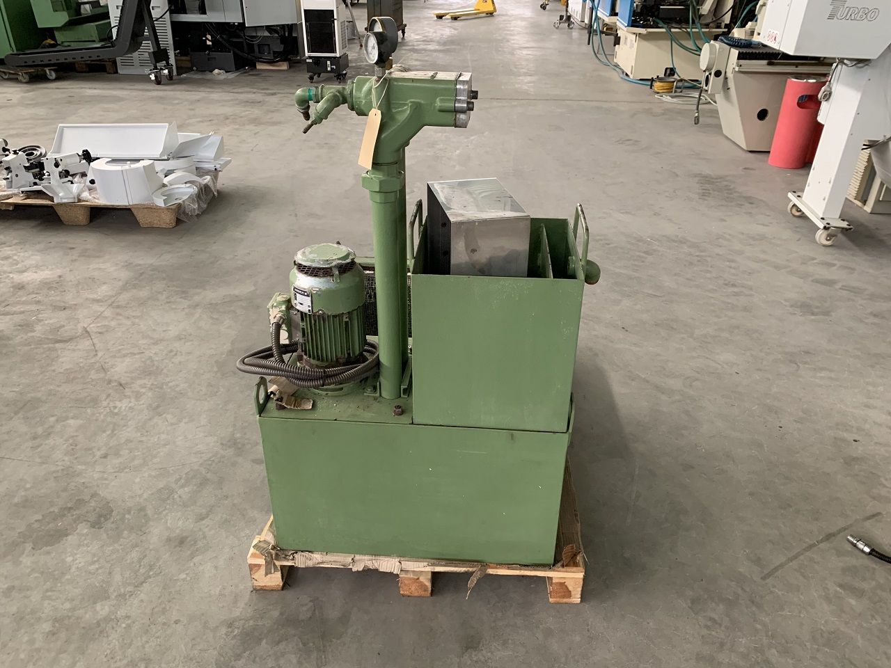 Miscellaneous/COOLANT DEVICE TRIPET MHPE-500