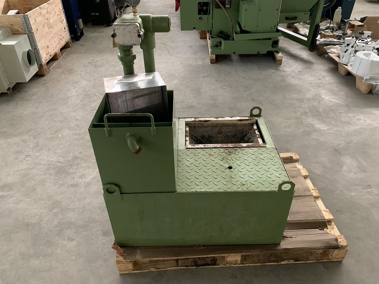Miscellaneous/COOLANT DEVICE TRIPET MHPE-500