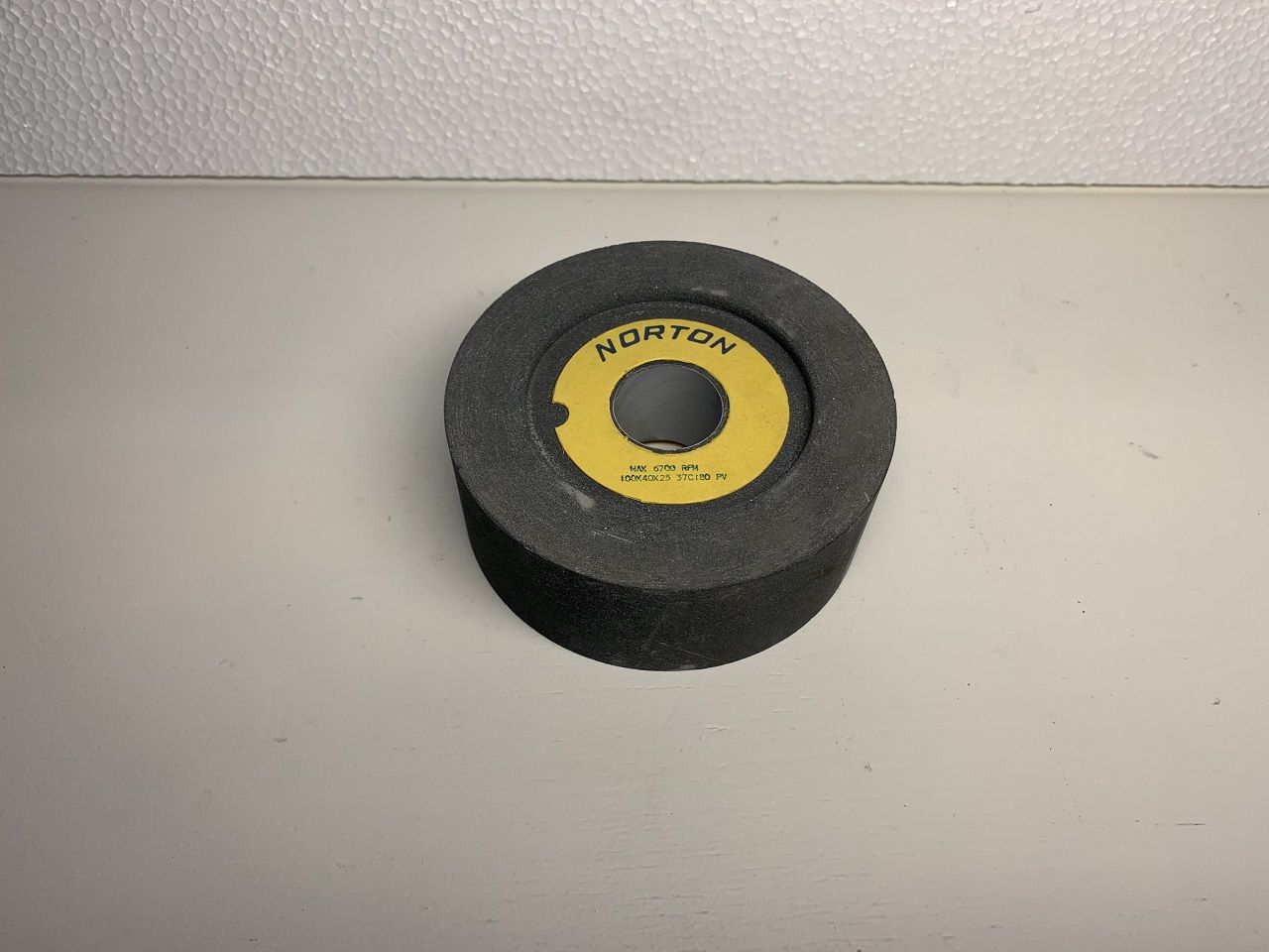 Spares & Accessories/GRINDING WHEEL NORTON Ø 100X40X25