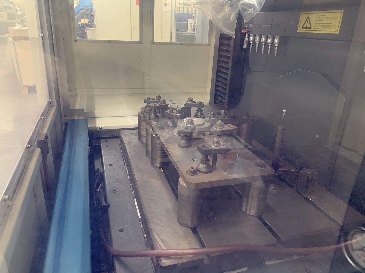 Electro Discharge Machining/ED-SINKING MACHINE MITSUBISHI TYPE EA12-VM
