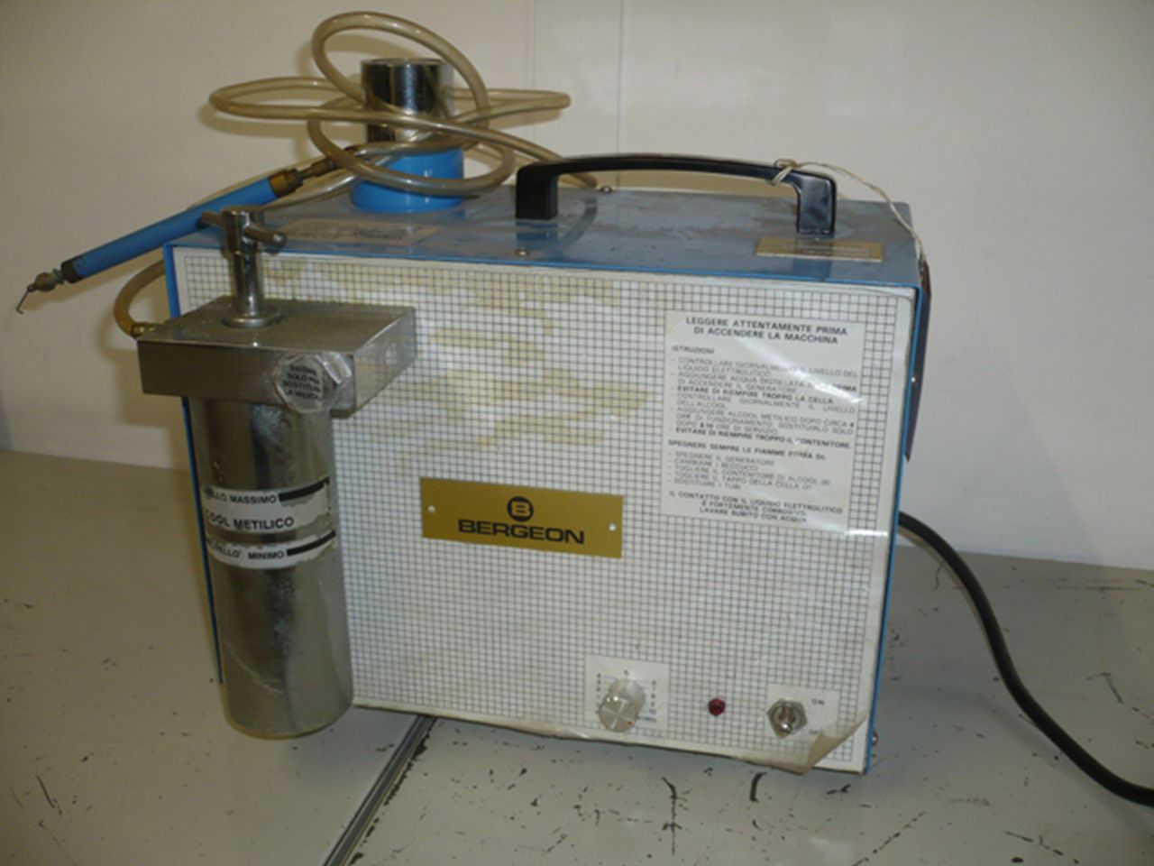 Welding (General)/WELDING MACHINE BERGEON TYPE 6672-1B