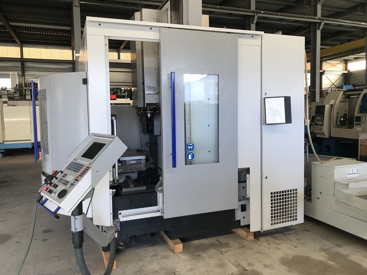 Vertical Machining Centres/VERTICAL MACHINING CENTRE MIKRON VCP/UCP 710