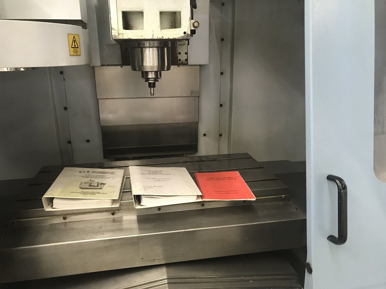 Vertical Machining Centres/VERTICAL MACHINING CENTER SCHAUBLIN TYPE 100-CNC