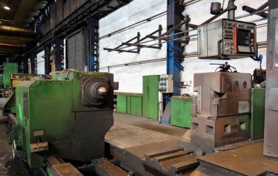 Lathes (CNC and Manual)/SOMUA 1700x10000 CNC THREE SLIDES ROLL LATHE