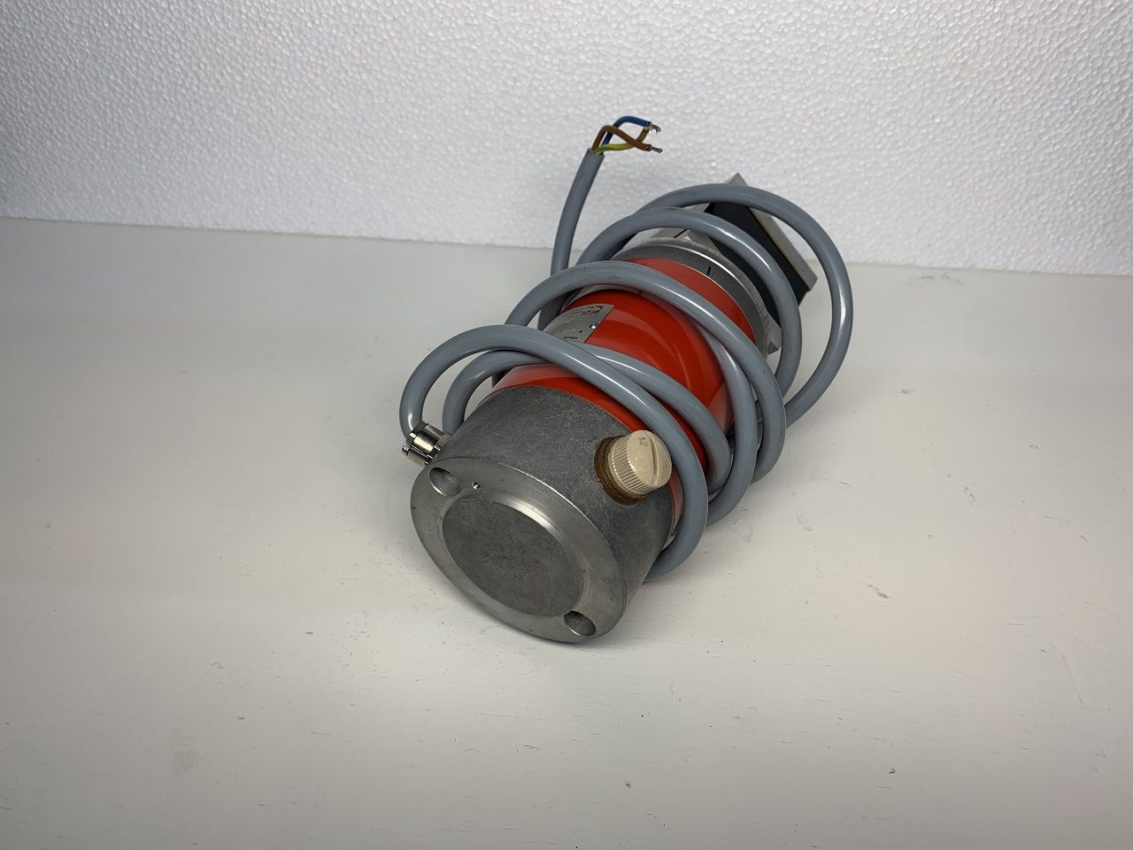 Spares & Accessories/DC MOTOR WITH PERMANENT MAGNEET ESTAN TYPE GfmO 8/4