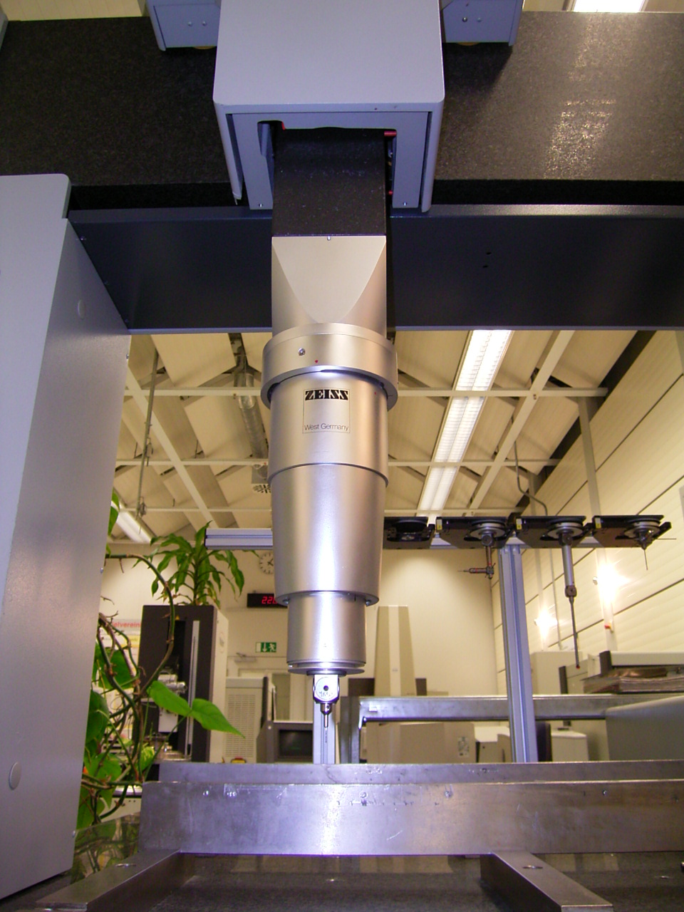 Measuring Devices/ZEISS UMC 850/1200