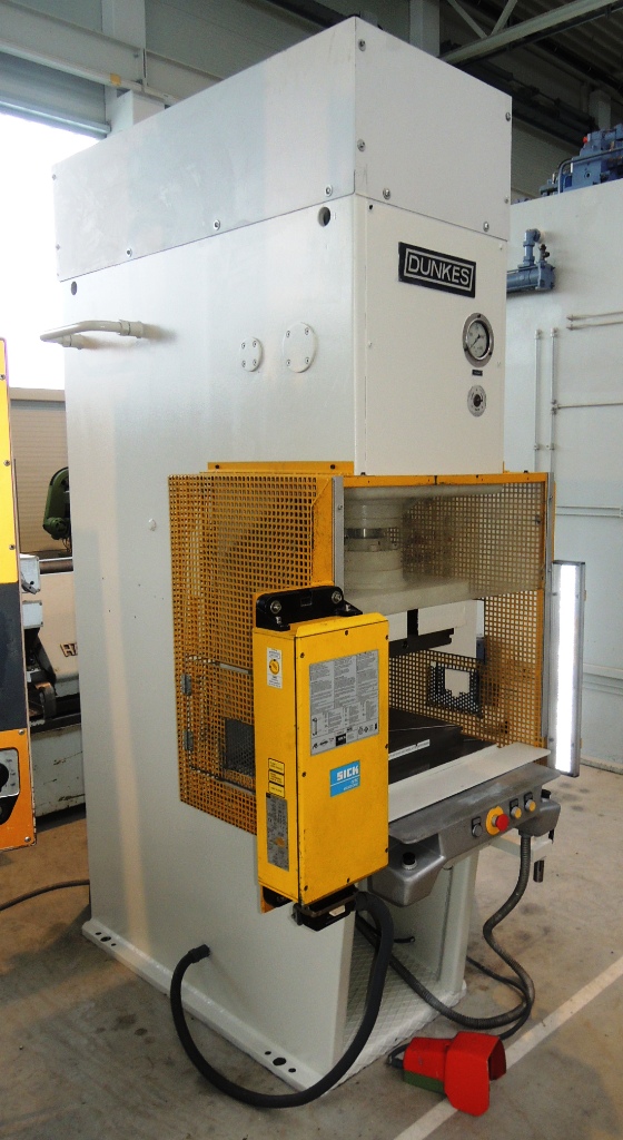 Hydraulic Presses/DUNKES HZS 25 CNC