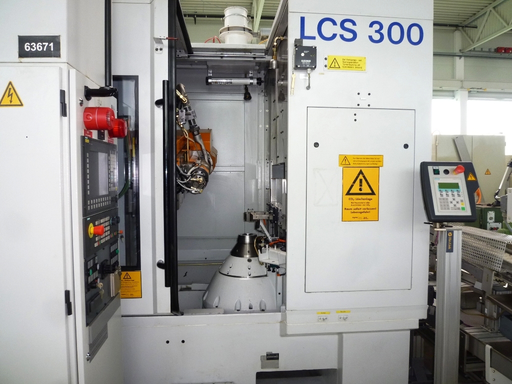 Gear Grinding and Hobbing/LIEBHERR LCS  300