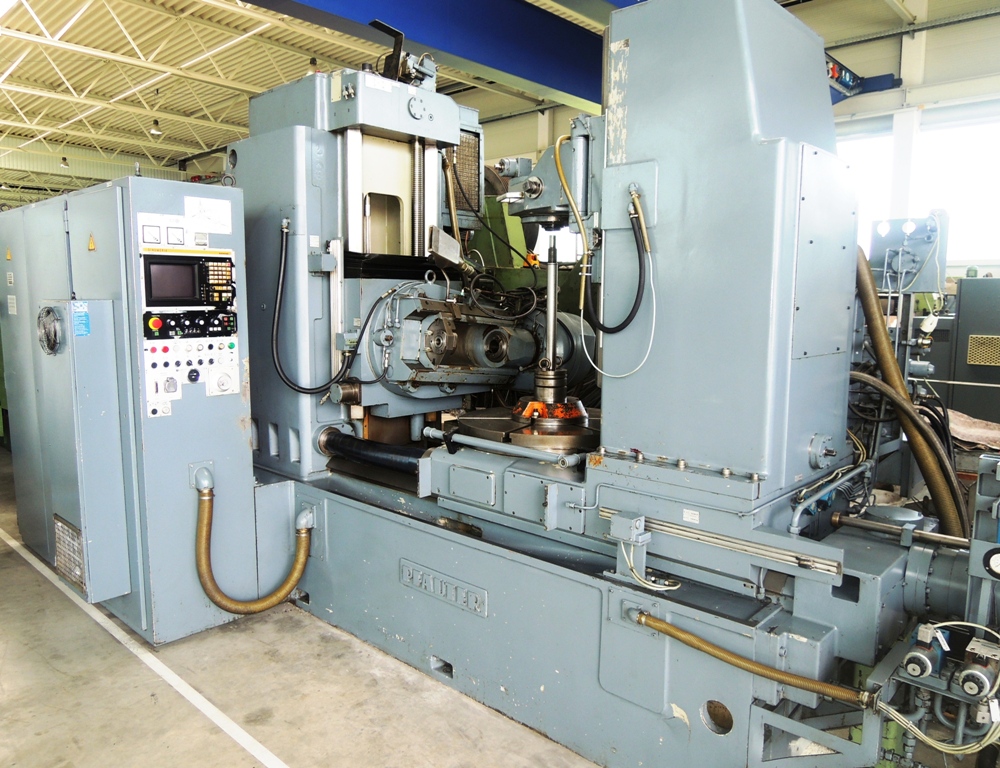 Gear Hobbers/PFAUTER P 1000 NC