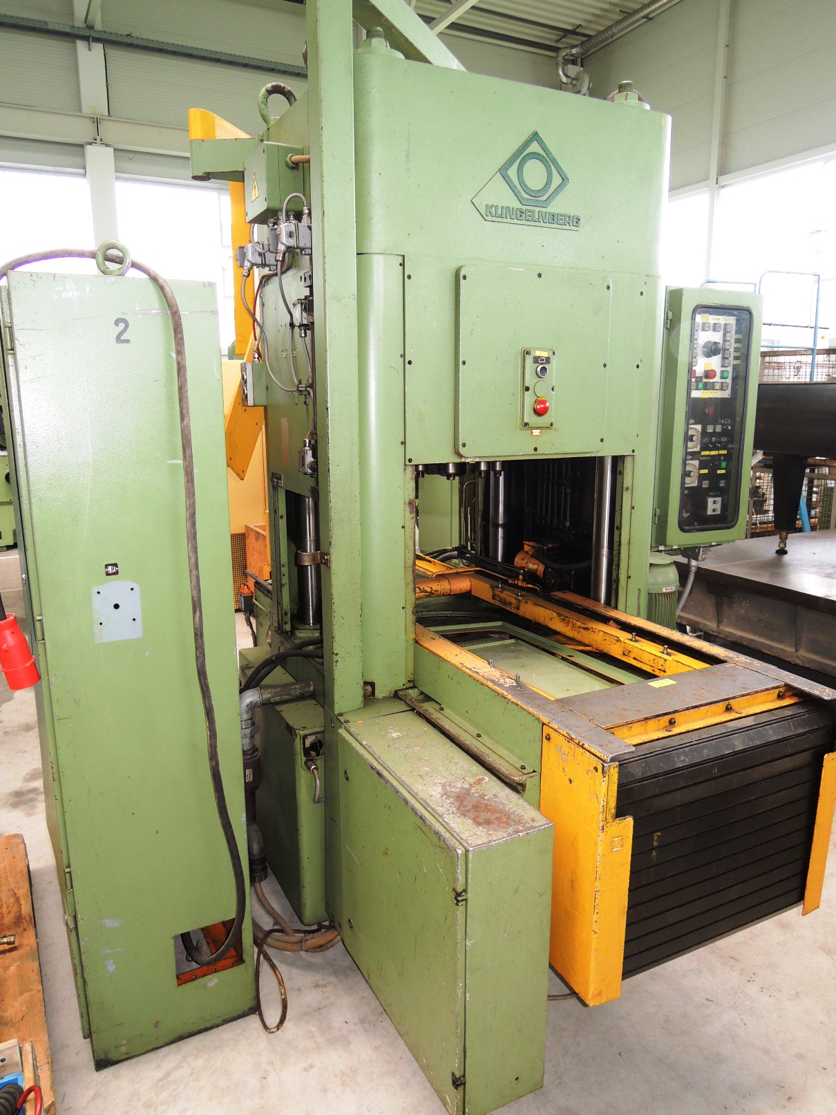 Gears Machining (General)/KLINGELNBERG AH 400 DN