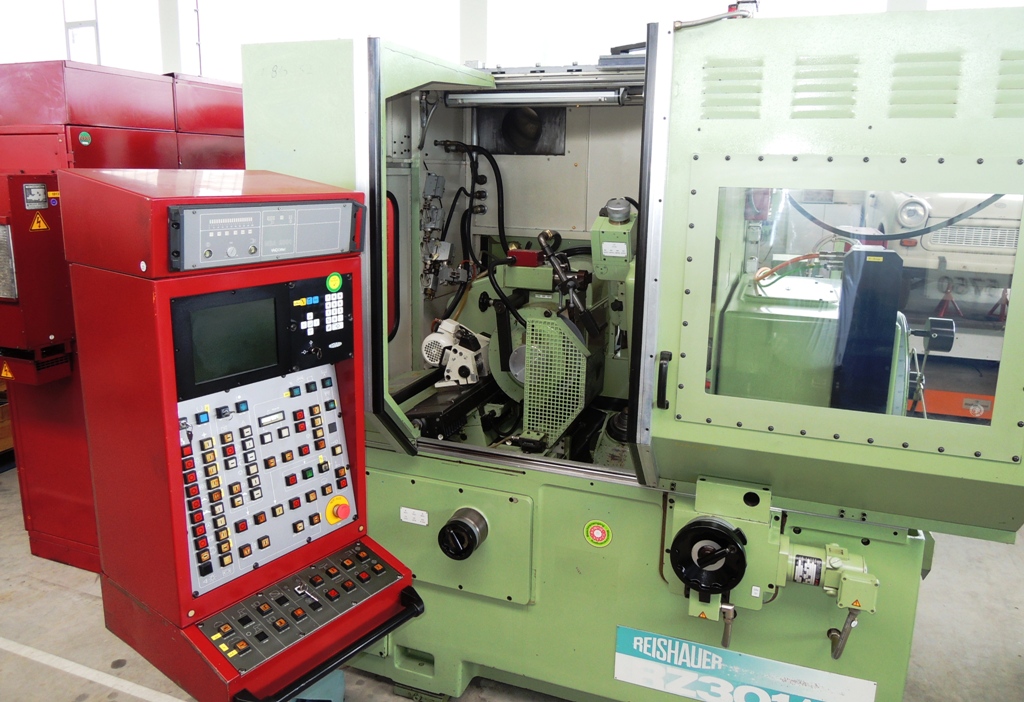 Gear Grinding and Hobbing/REISHAUER(CH) RZ 301 AS