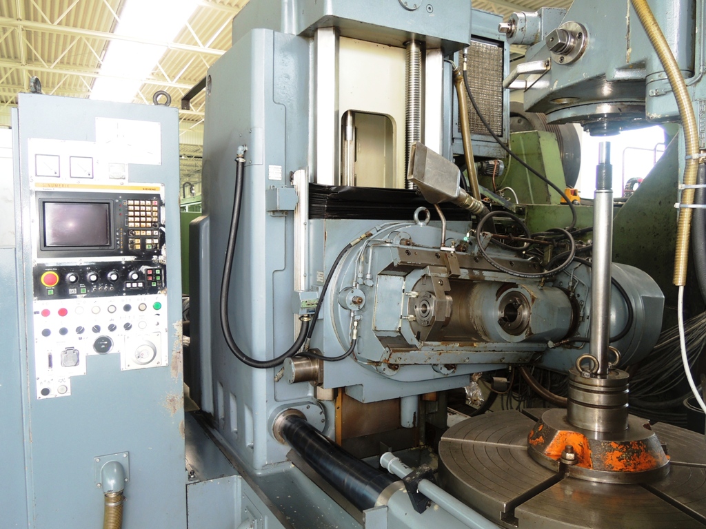 Gear Hobbers/PFAUTER P 1000 NC