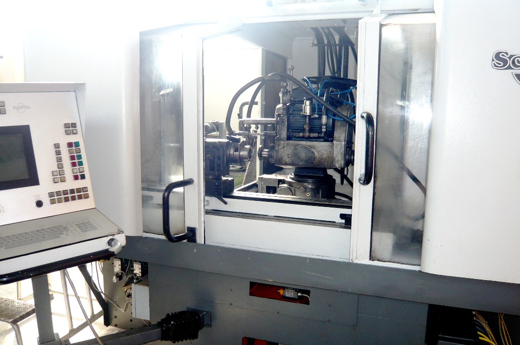 Tool Grinding/SCHÜTTE WU 500 CNC 6