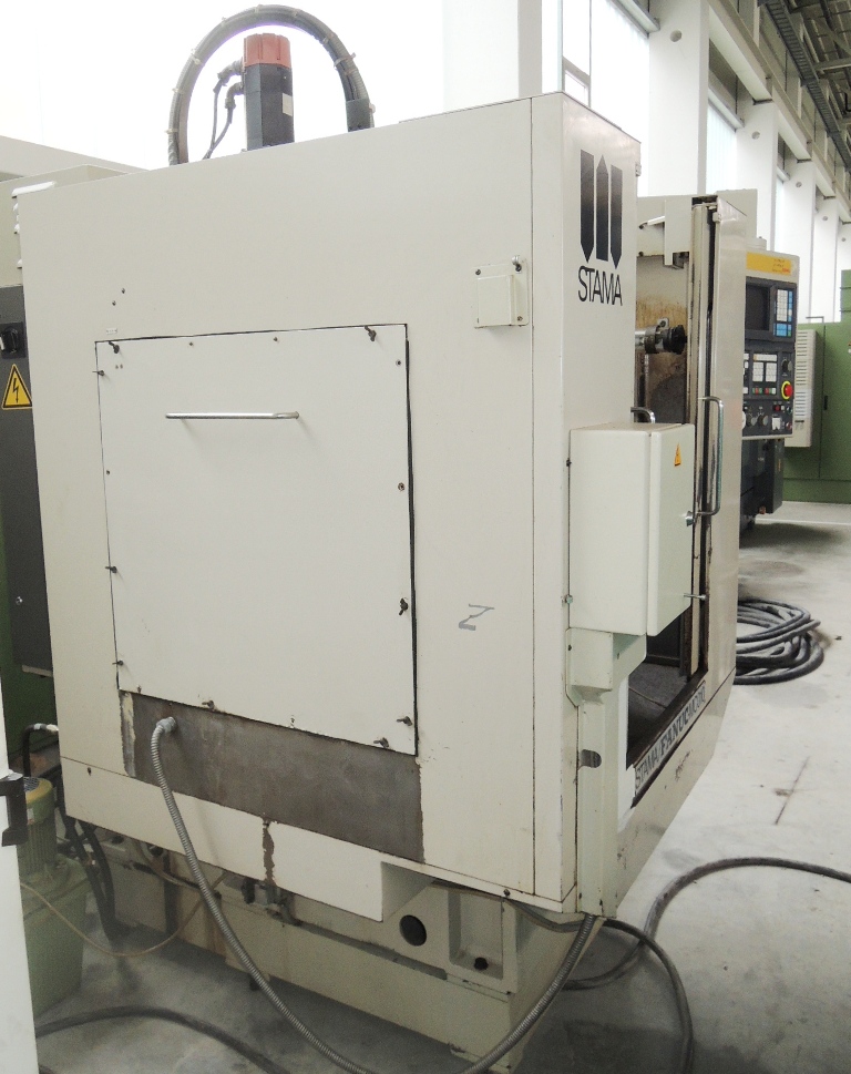 Vertical Mills/STAMA MC 010