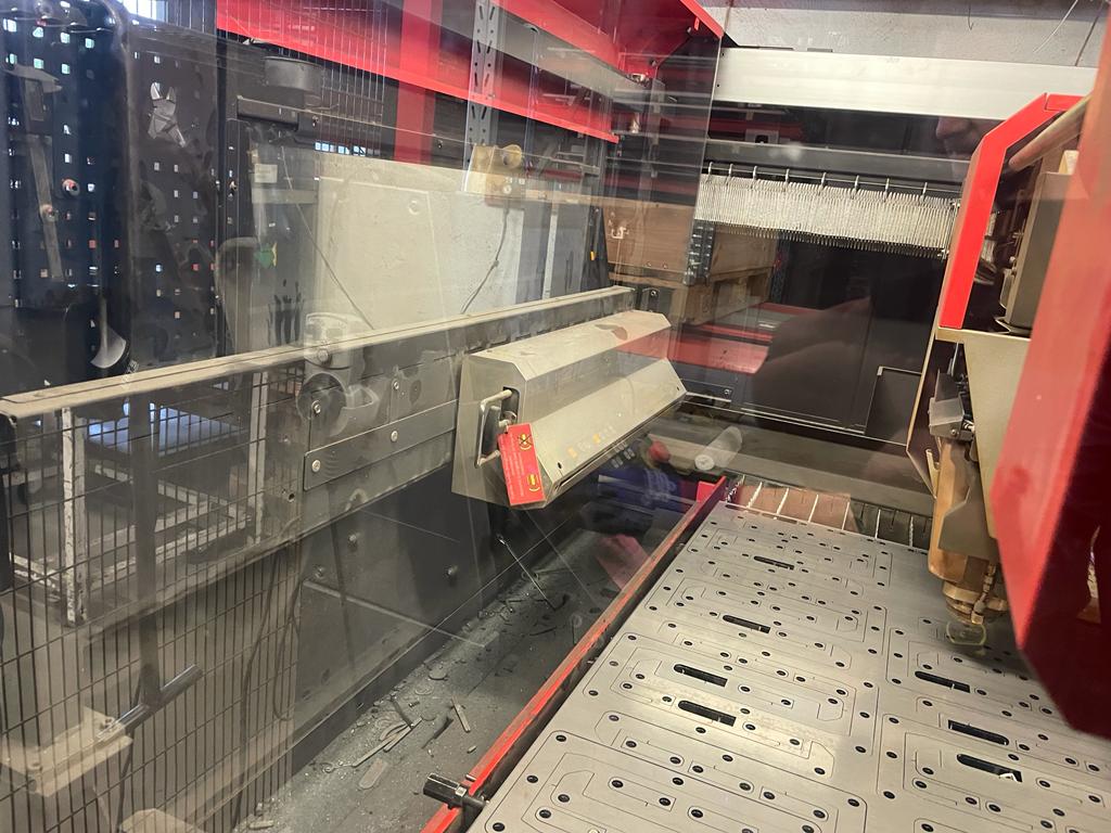 Laser Cutting/Amada - FO M2 3015 - 4 kW
