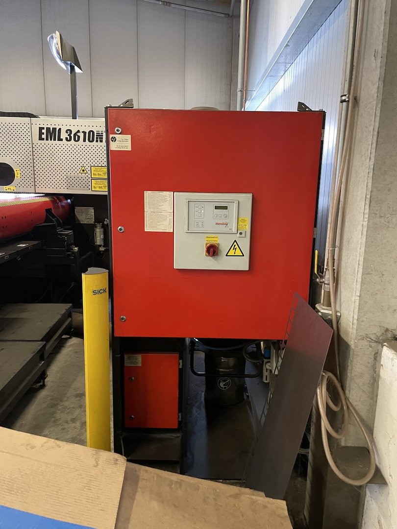 Laser Punching/Amada - EML 3610